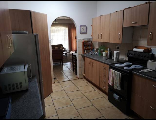 2 BEDROOM TOWNHOUSE FOR SALE IN MODIMOLLE